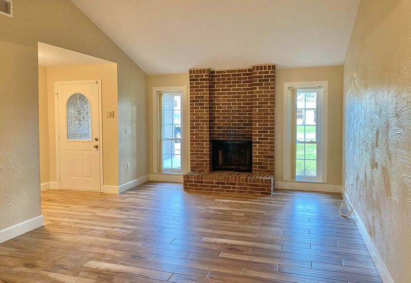 3 Bed/2 Bath for RENT at 3842 Featherwood Trl property image