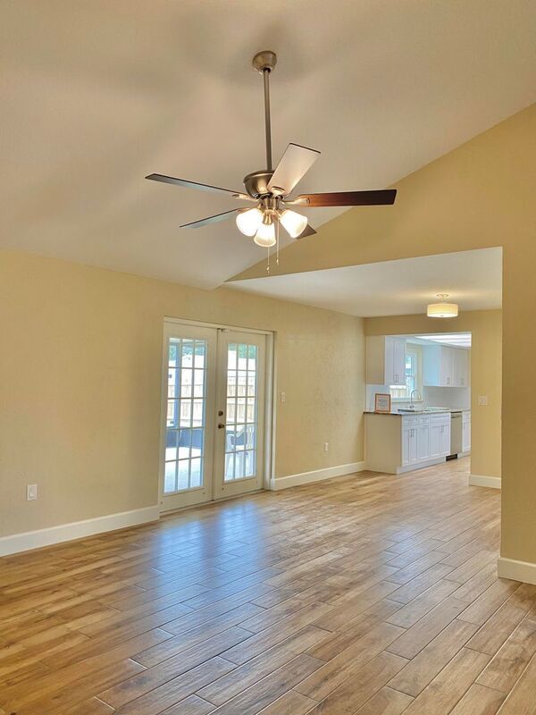 3 Bed/2 Bath for RENT at 3842 Featherwood Trl property image