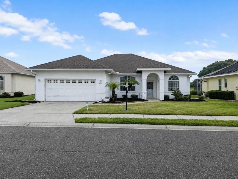 3 Bed/2 Bath in Huntington Hills Golf and Country Club for RENT property image