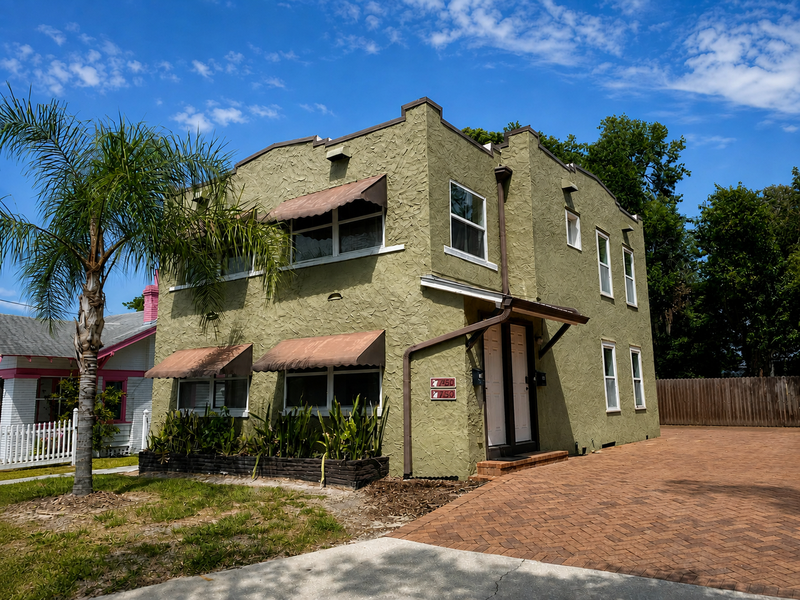 Charming 2/1 For Rent Near Florida Southern College and Lake Hollingsworth w/ Washer & Dryer property image