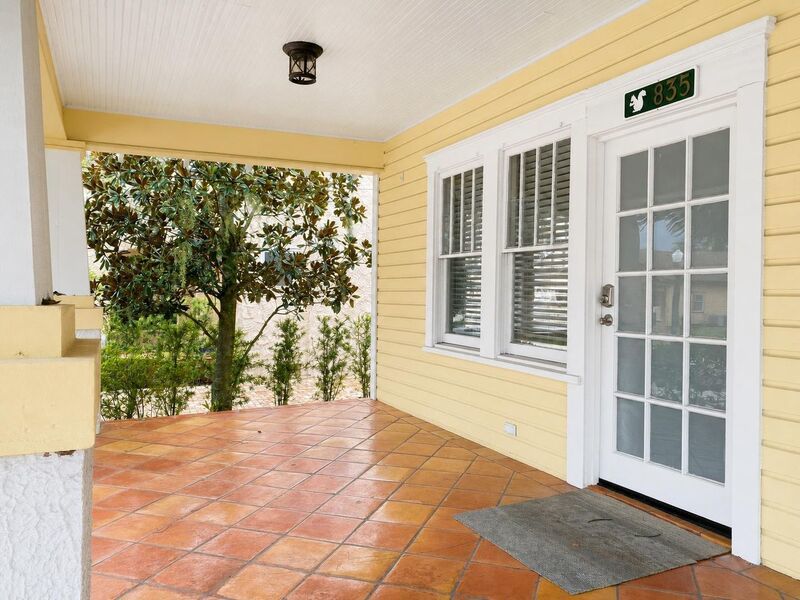 Charming 2 Bedroom / 2 Bath in Lakeland’s Historic District! property image