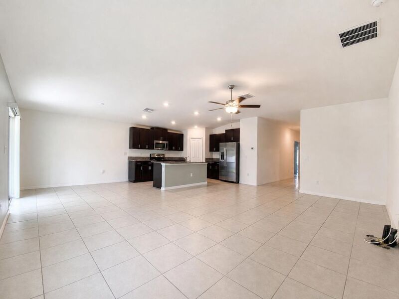 Beautiful 4 Bedroom / 2 Bath Home in Saddle Creek Preserve property image