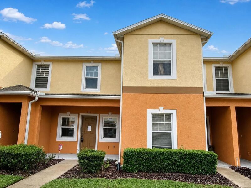 Spacious 2-bedroom, 2.5-bath townhome in Autumnwood Grove NOW AVAILABLE! property image
