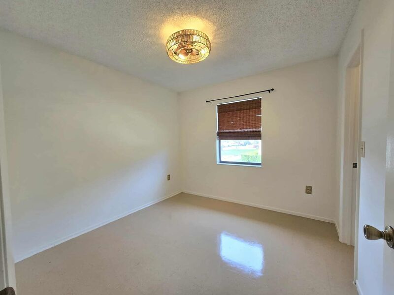 2 Bed / 1.5 Bath For RENT in South Lakeland property image