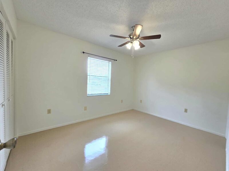 2 Bed / 1.5 Bath For RENT in South Lakeland property image