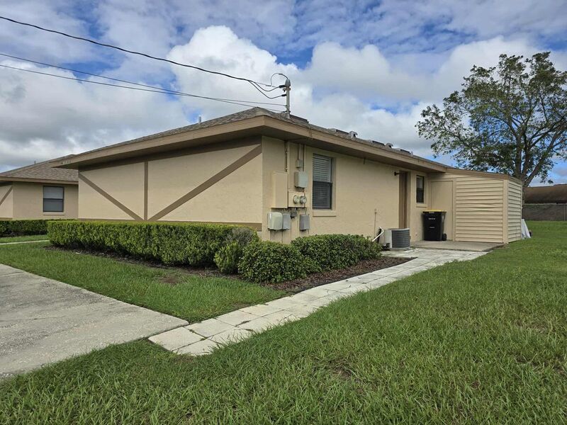 2 Bed / 1.5 Bath For RENT in South Lakeland property image