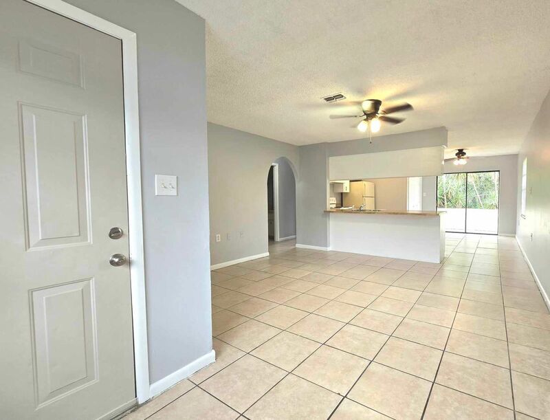 Spacious 2/1 with W/D hookups in unit COMING SOON! property image
