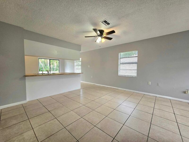 Spacious 2/1 with W/D hookups in unit COMING SOON! property image