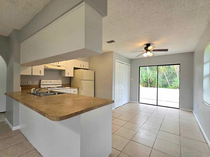 Spacious 2/1 with W/D hookups in unit COMING SOON! property image