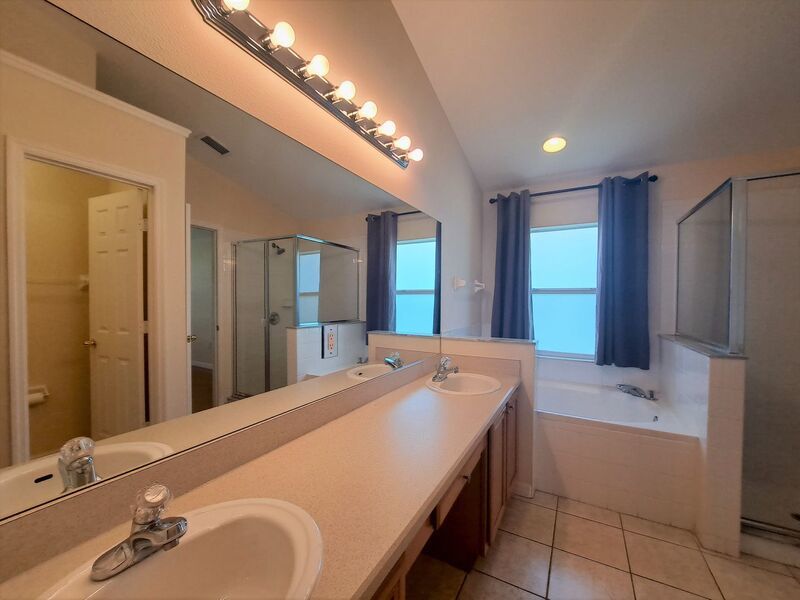 Spacious 3-Bedroom Home with Bonus Room in Sundance Subdivision! property image