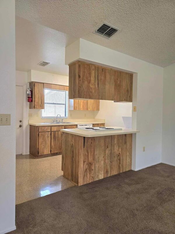 2 bed/1.5 bath for RENT now available! property image