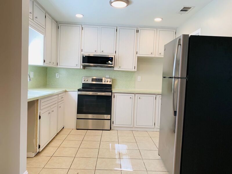 3 Bed/2 Bath with Bonus Room Home for RENT by Lake Parker property image