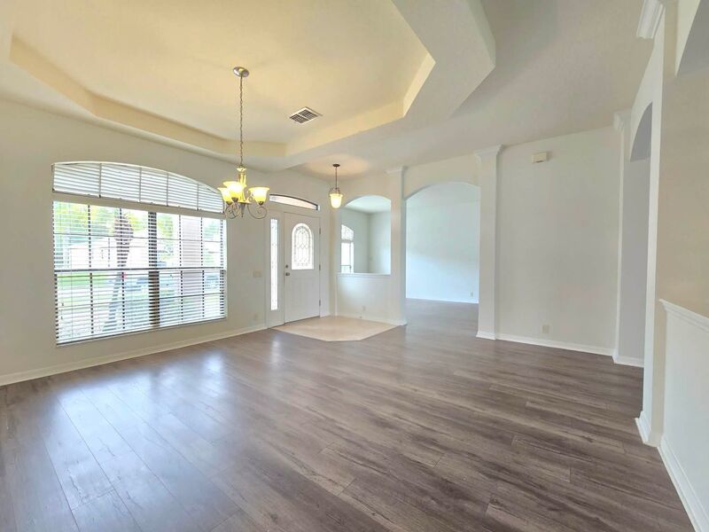 Waterfront home for RENT! 4 bed/2.5 bath property image