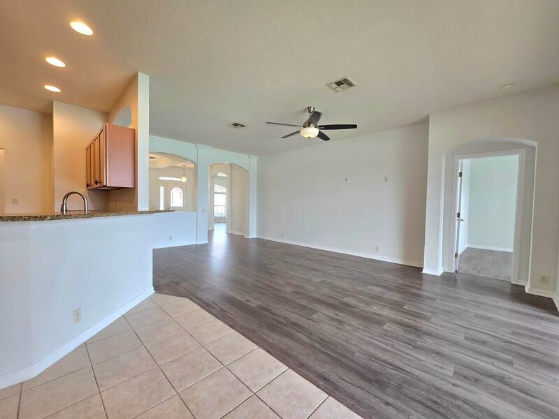 Waterfront home for RENT! 4 bed/2.5 bath property image