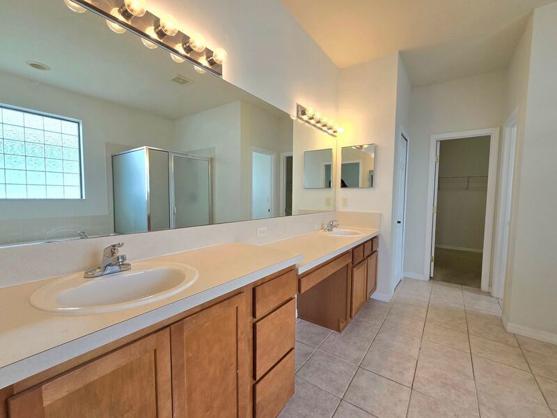 Waterfront home for RENT! 4 bed/2.5 bath property image