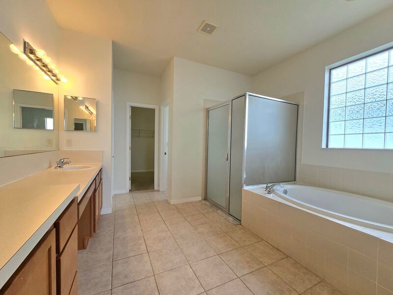 Waterfront home for RENT! 4 bed/2.5 bath property image