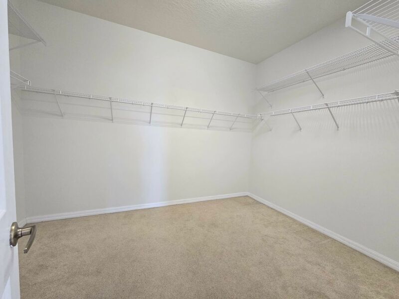 Waterfront home for RENT! 4 bed/2.5 bath property image