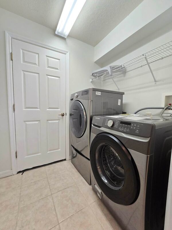 Waterfront home for RENT! 4 bed/2.5 bath property image