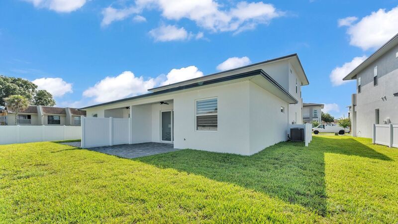 Stunning New Construction Villa for Rent Near Lake John property image