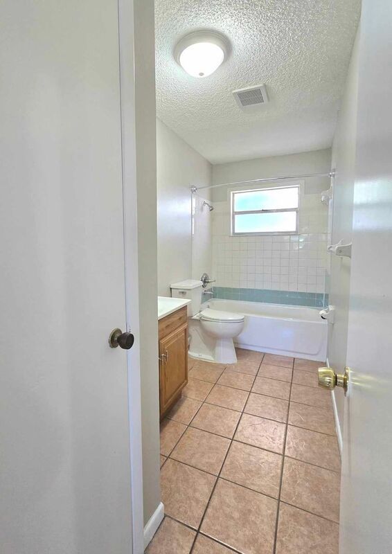 603 E Garden St: 2 Bedroom/ 1.5 Bath NOW FOR RENT property image