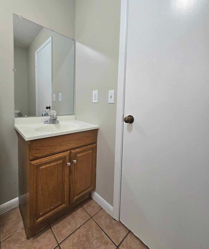 603 E Garden St: 2 Bedroom/ 1.5 Bath NOW FOR RENT property image