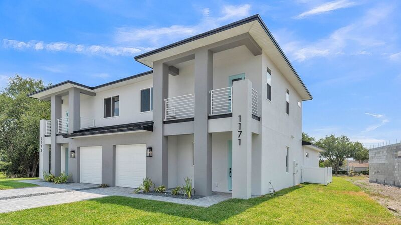 Stunning New Construction Villa for Rent Near Lake John property image