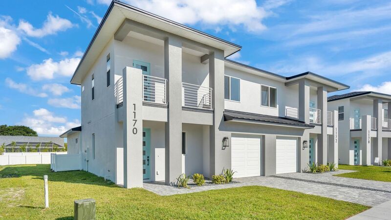 Stunning New Construction Villa for Rent Near Lake John property image