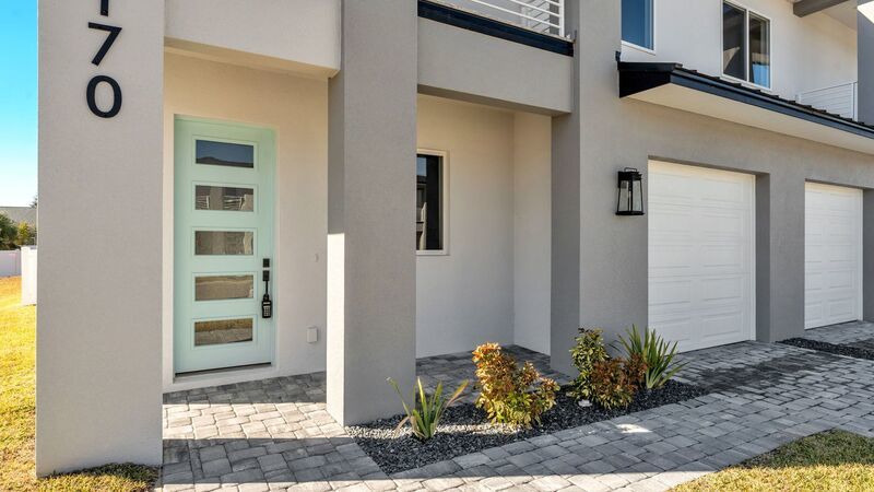 Stunning New Construction Villa for Rent Near Lake John property image