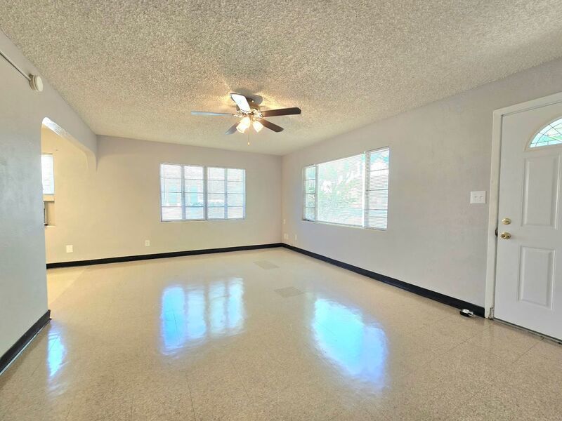 Charming 1bed/1bath FOR RENT: 715 S. Missouri Ave. #5 property image