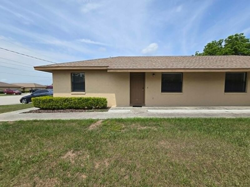 2 Bedroom / 1.5 Bathroom Duplex in the highly sought-after Spoonbill Community! property image